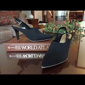 Stunning Bandolino Sling Heels Gold Details